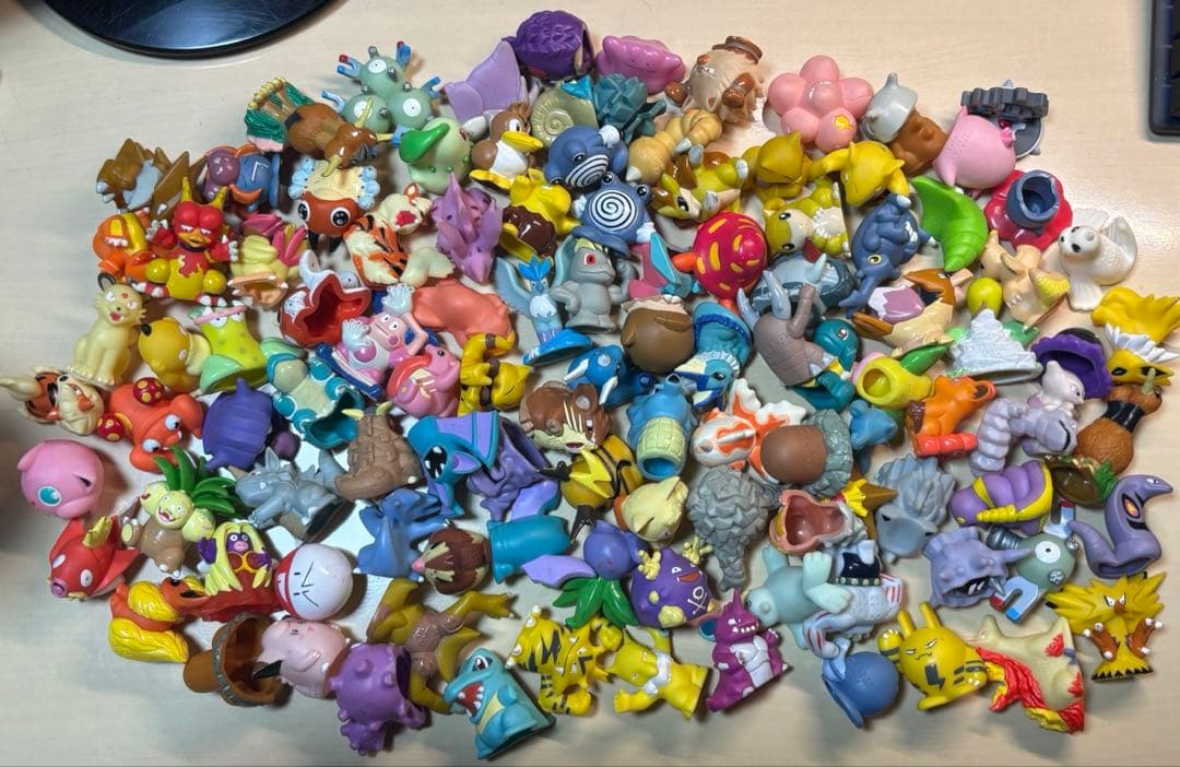 ポケモンキッズ　まとめ売り　約400個（傷、汚れたものを含む）