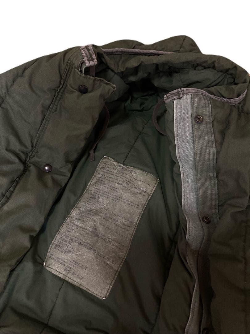 売り切り価格　米軍実物　シュラフ　スリーピングバッグ　中綿入り　ダッフルバッグ付