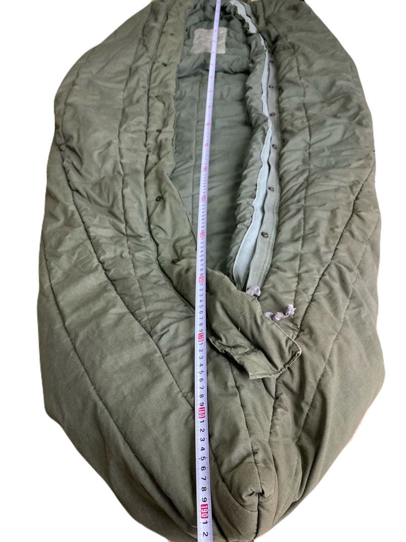 売り切り価格　米軍実物　シュラフ　スリーピングバッグ　中綿入り　ダッフルバッグ付