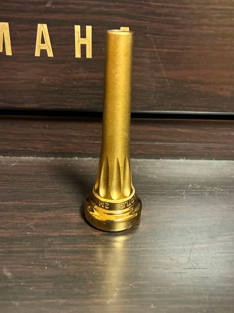 Lotusトランペットマウスピース 2M ブラス