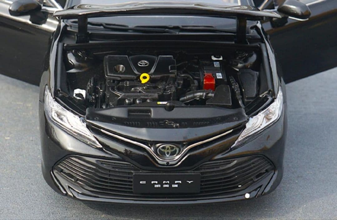 1/18 パインディモデル　トヨタ カムリ ミニカー 黒