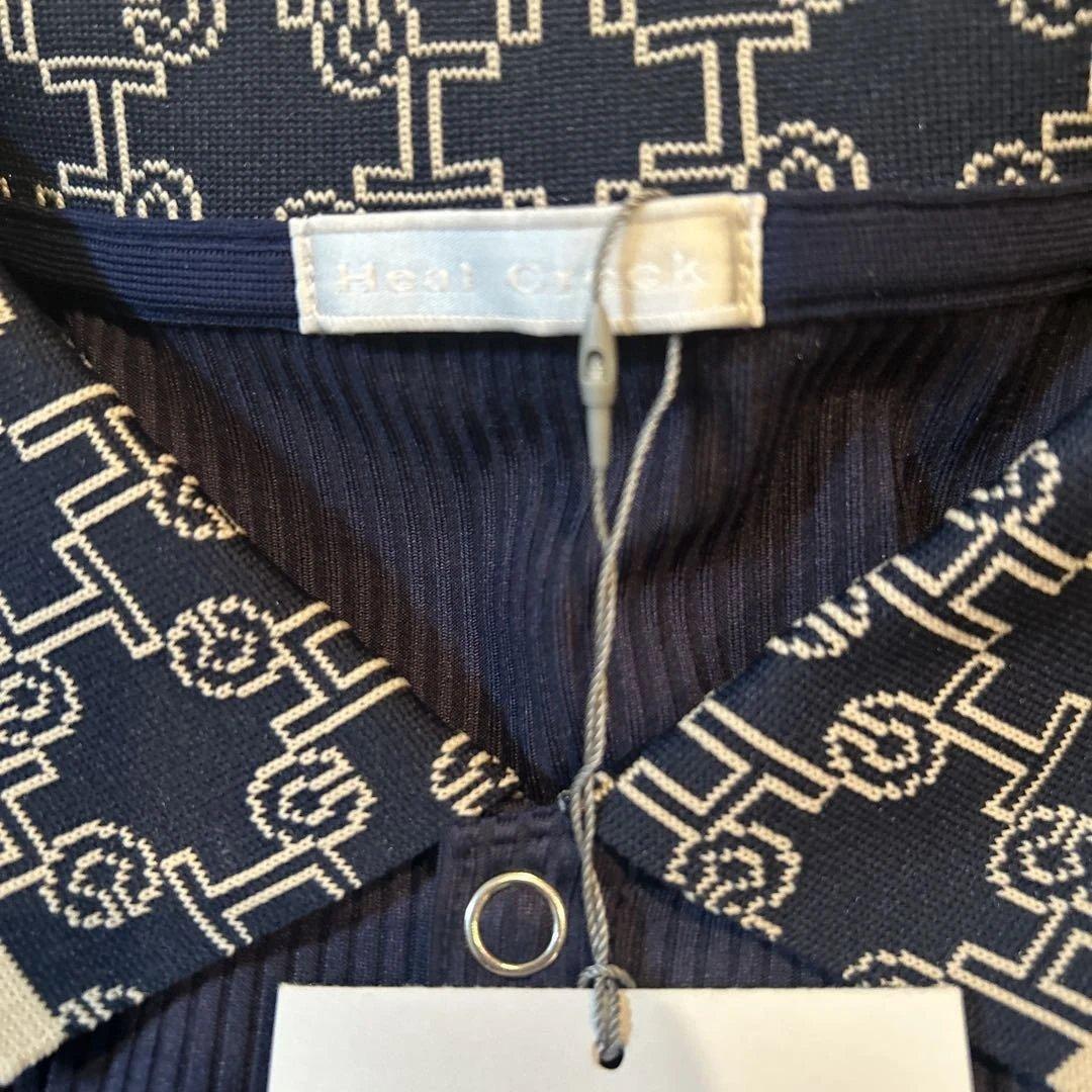 お値段変更ネイビー 幾何学模様 スカート 新品タグ付ゴルフウェアセットアップ