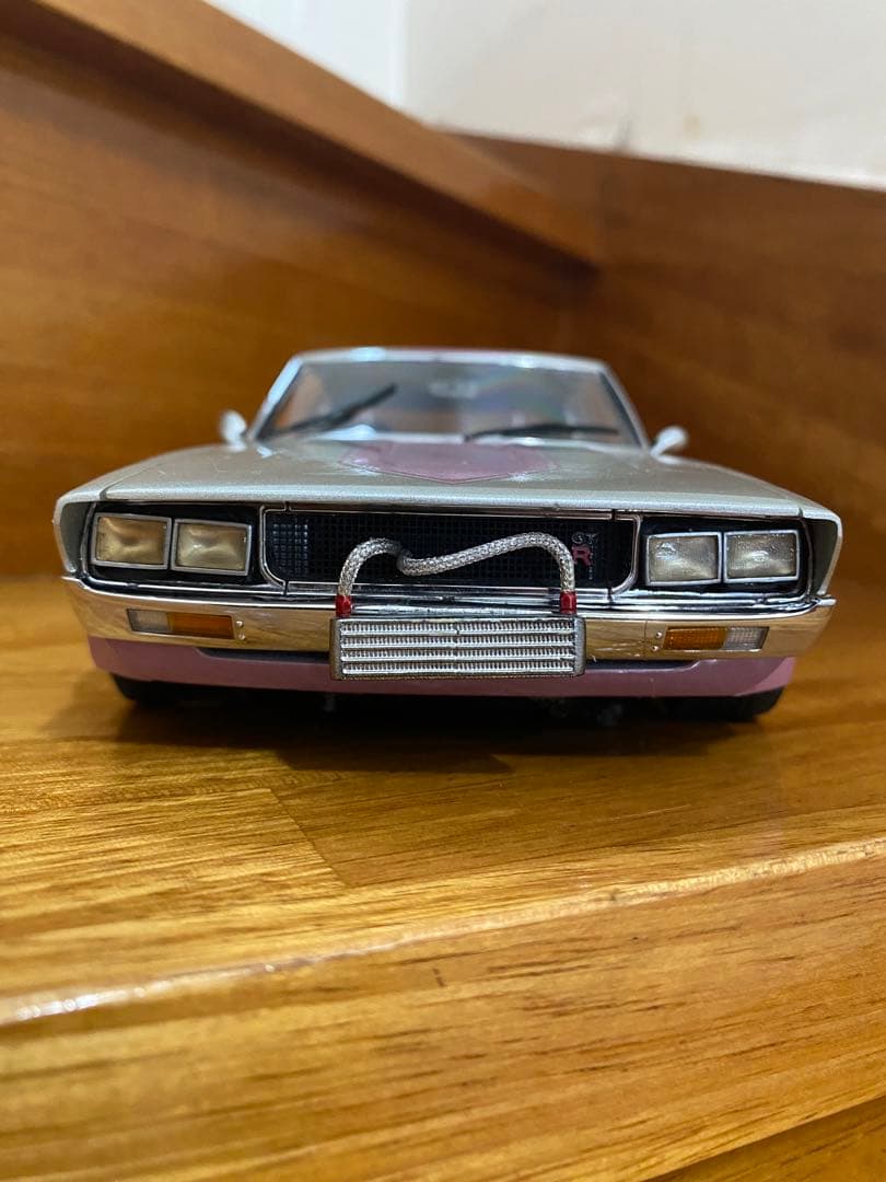 1/18京商スカイライン