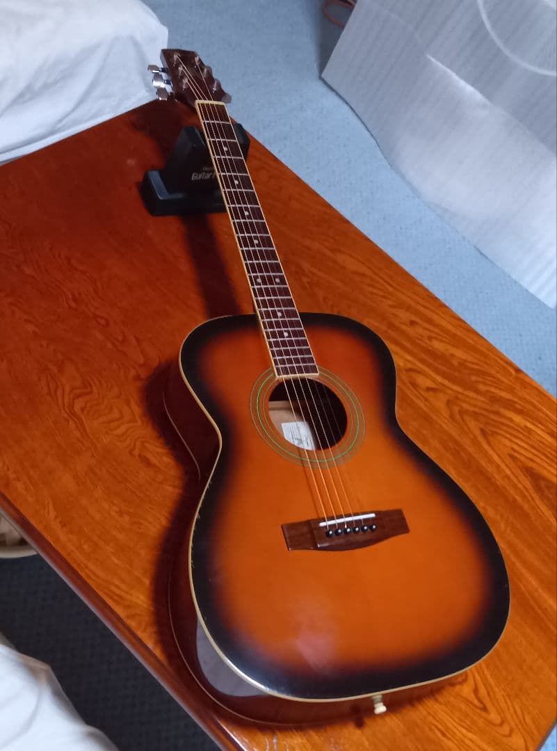 サンバースト アコースティックギター