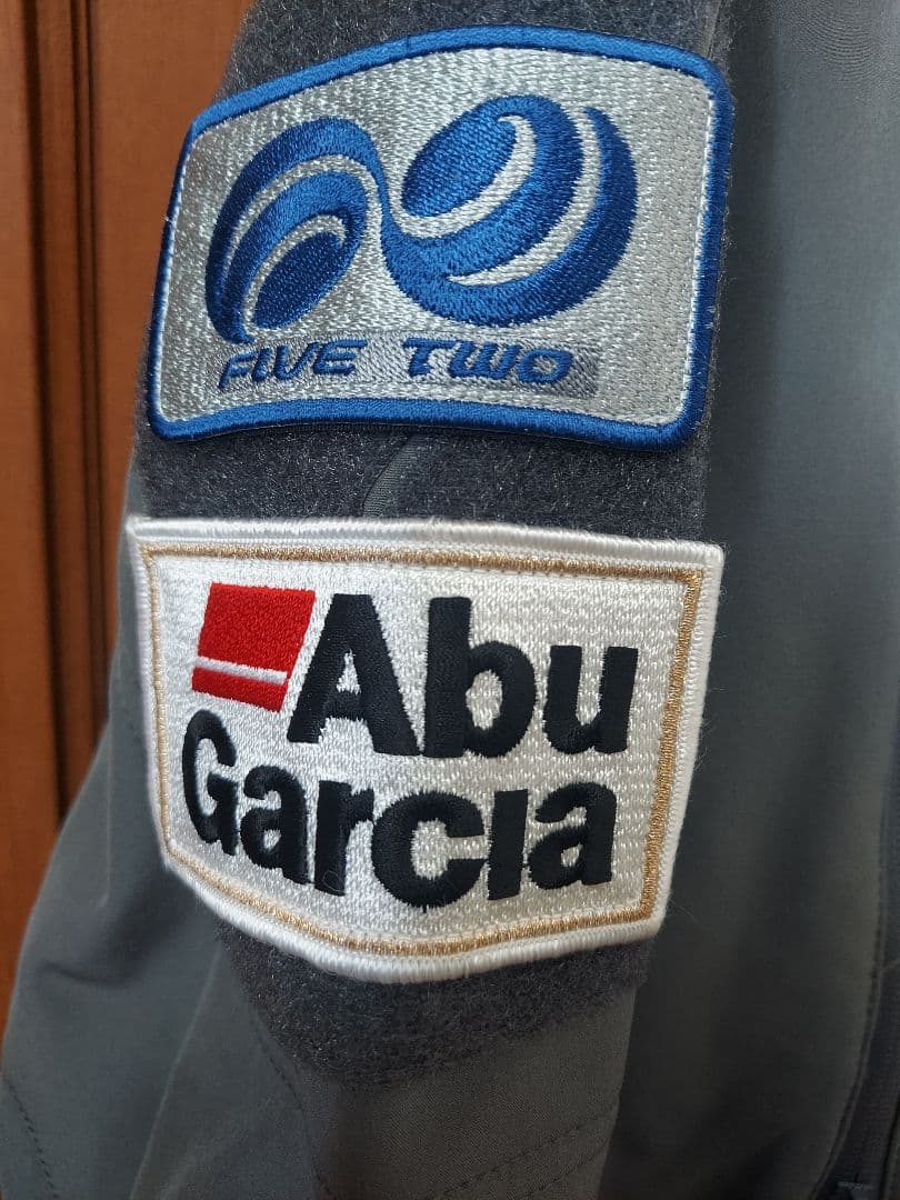 DRESS フード付きグレージャケット Mサイズ