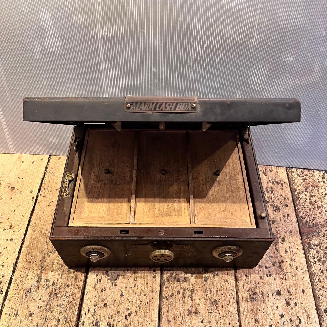 手提げ金庫 スチールキャッシュボックス レトロ ヴィンテージ アンティーク 昭和