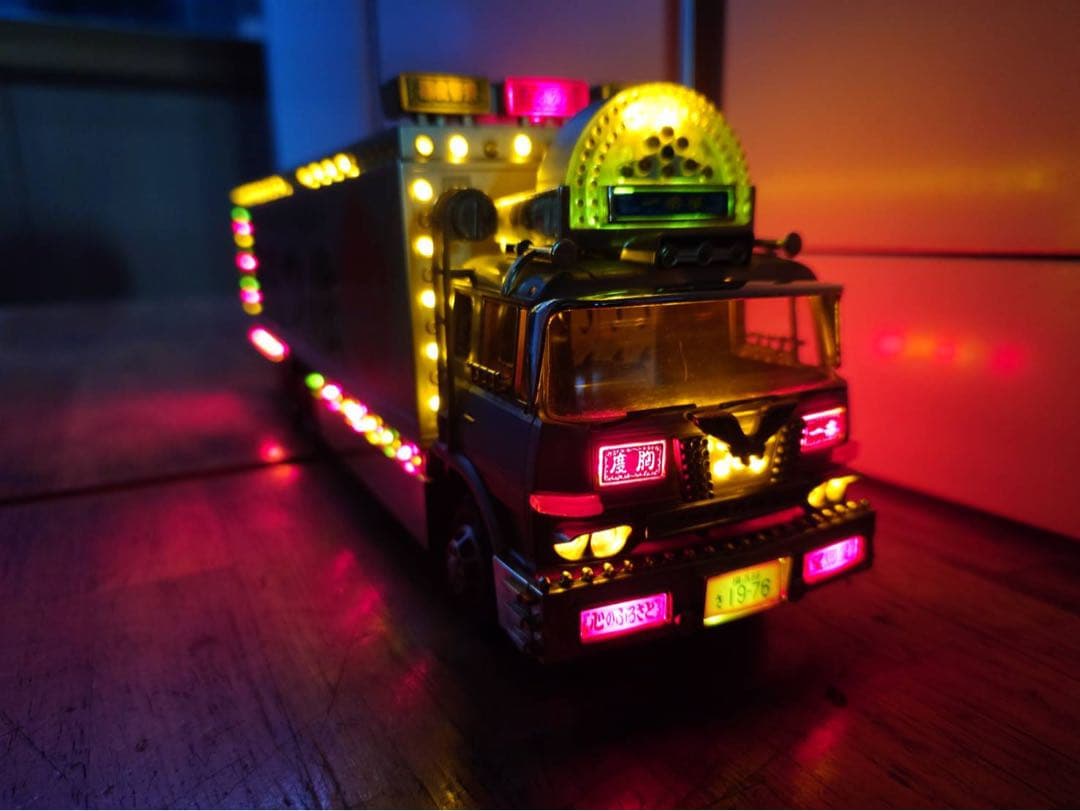 廃盤！　トラック野郎　望郷一番星　丸信輸送仕様　　　アオシマスカイネット　RC