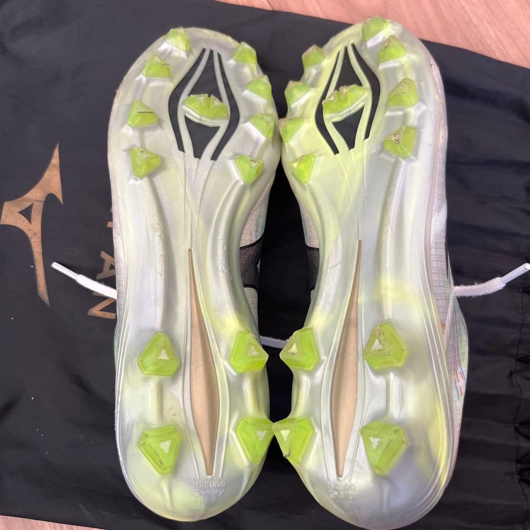 【美品】ミズノアルファMizuno サッカーシューズ 日本製 マルチカラー