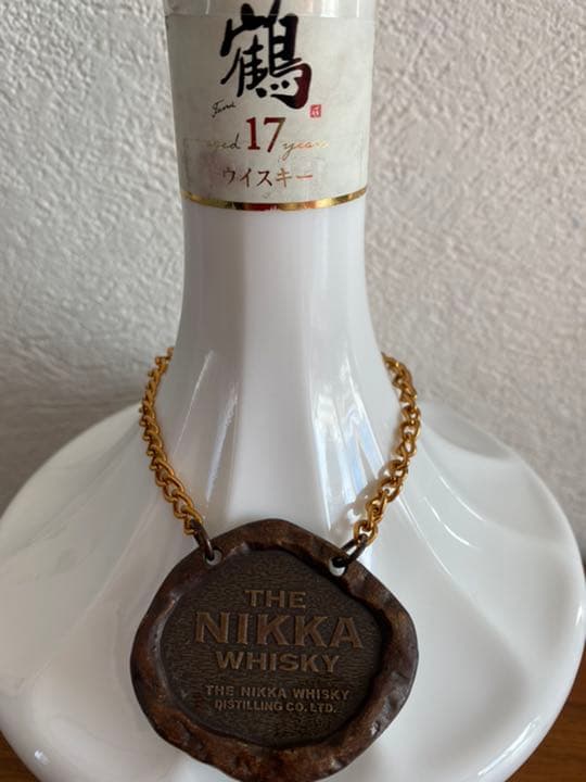 ニッカウヰスキー　鶴17年　陶器ボトル  新品未開封