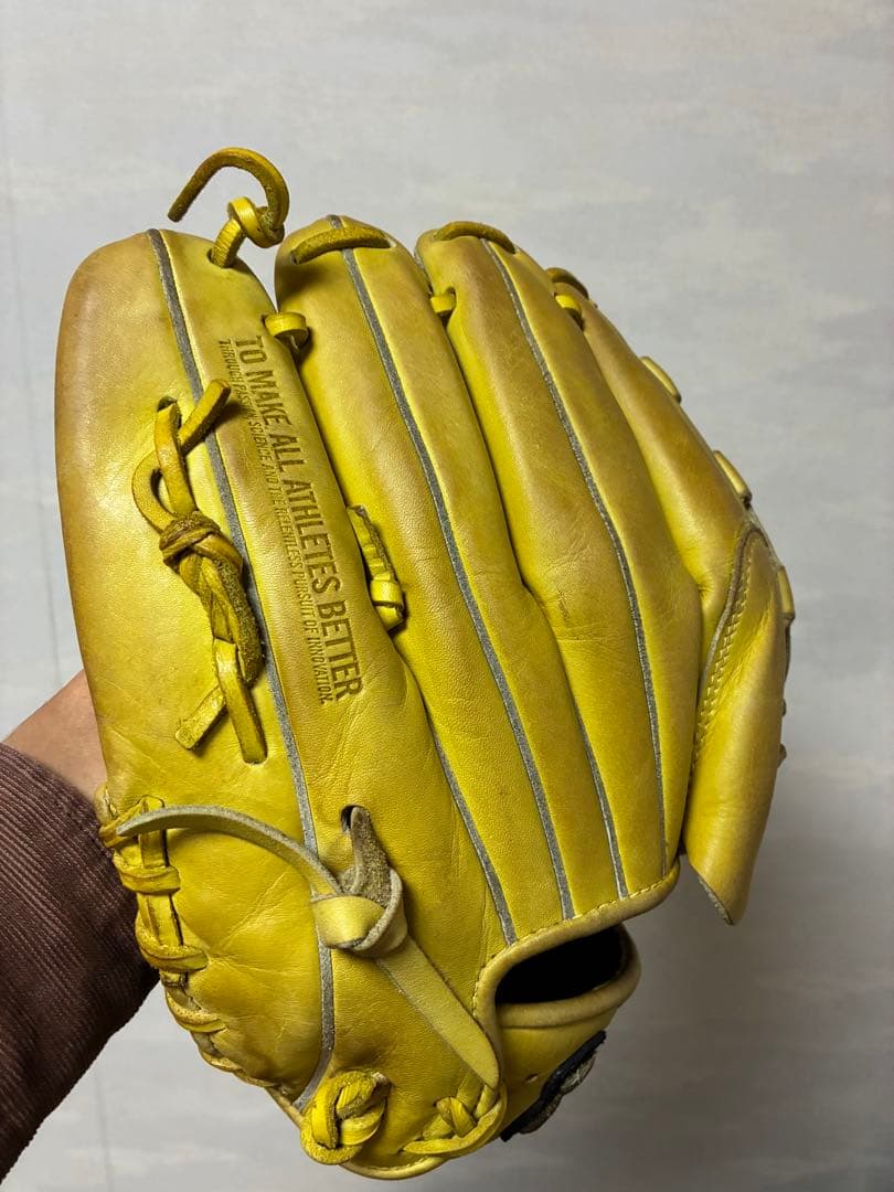 【即戦力】アンダーアーマー 軟式 投手用グローブ ピッチャー用グローブ