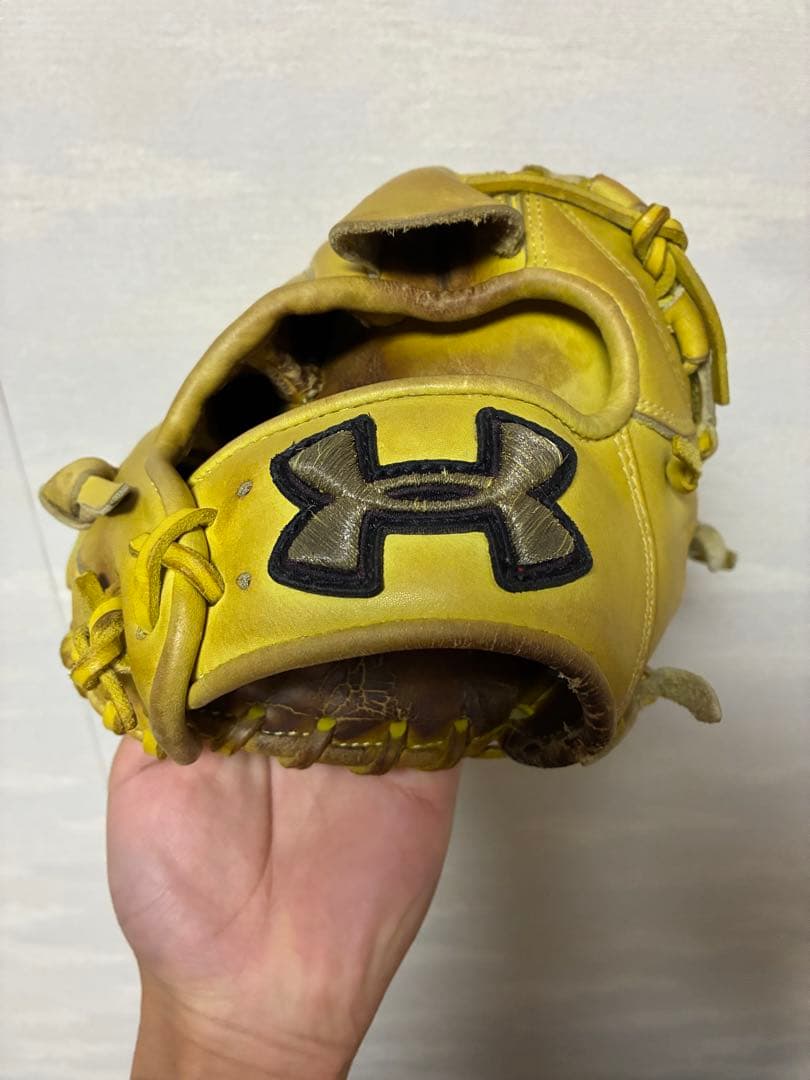 【即戦力】アンダーアーマー 軟式 投手用グローブ ピッチャー用グローブ