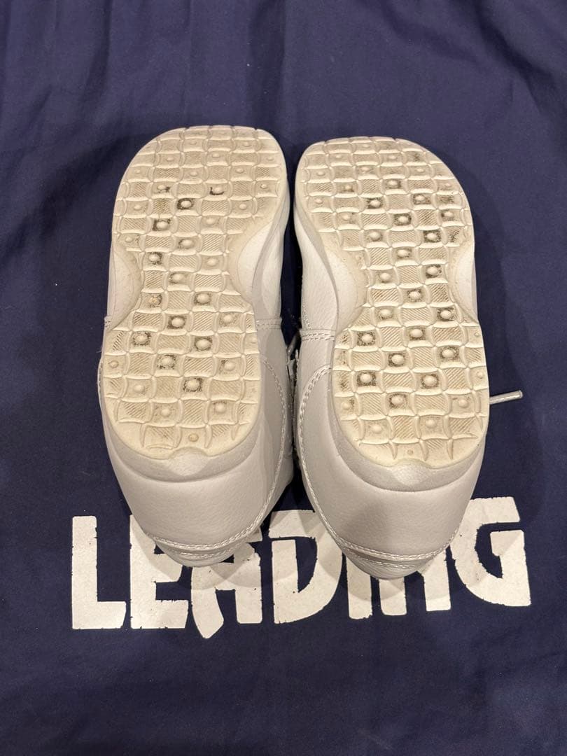 【‼️値下げ‼️】チアリーディングシューズ　varsity 19.0cm