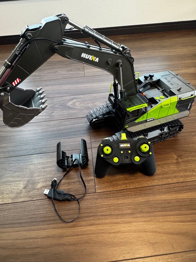 改HUINA1593ラジコンパワーショベルカー