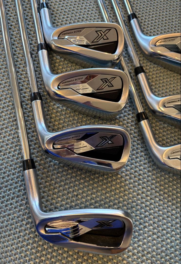 ゼクシオ X 2024 エックス　アイアン　DG95 R300