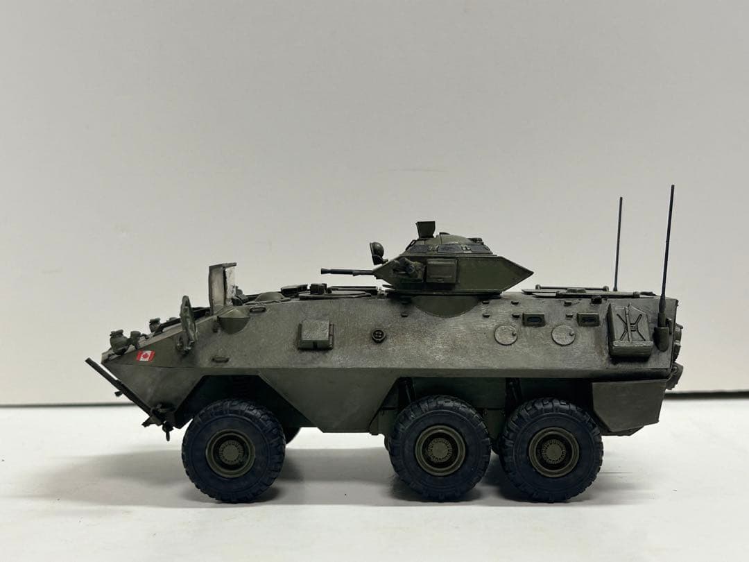 トランペッター　1/35 グリズリー　完成品　装甲車　戦車　模型　カナダ