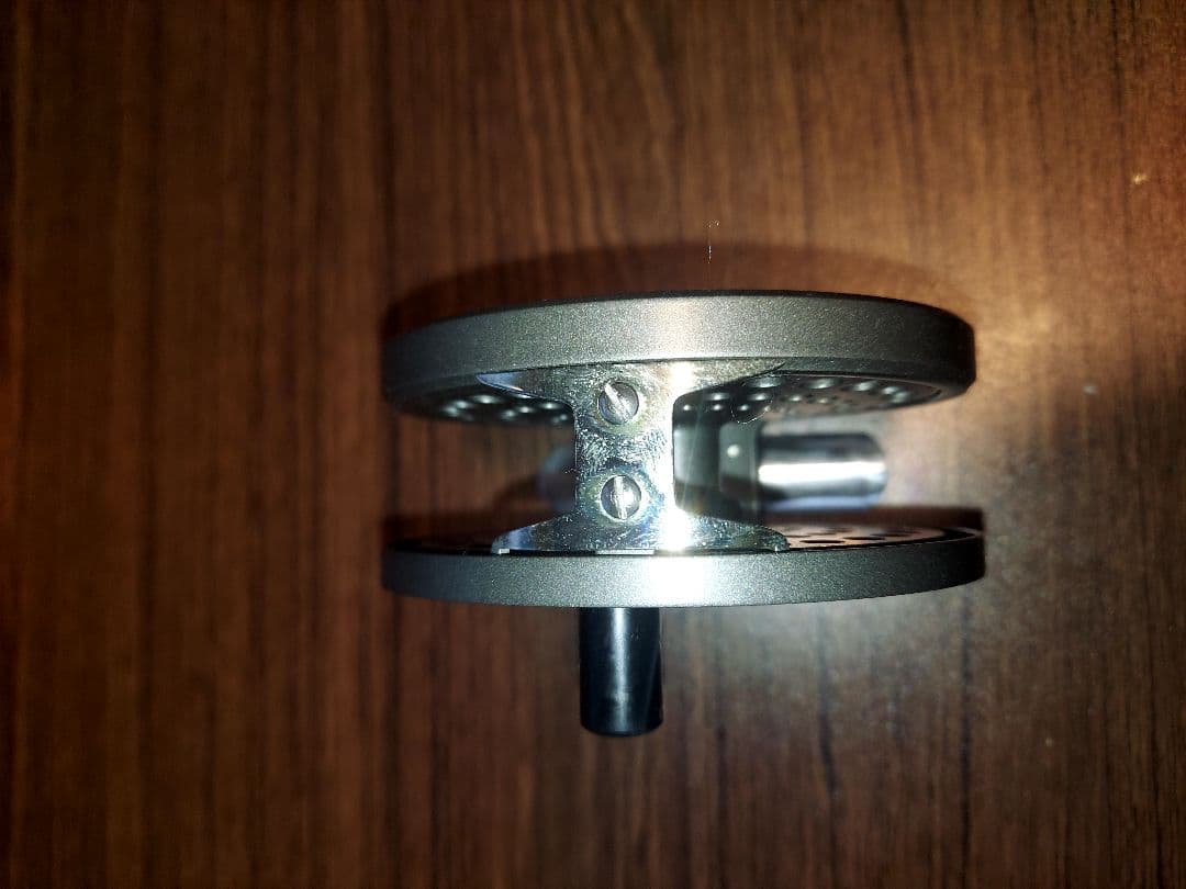 ORVIS CFO III フライリール新品未使用　ケース　説明書付き