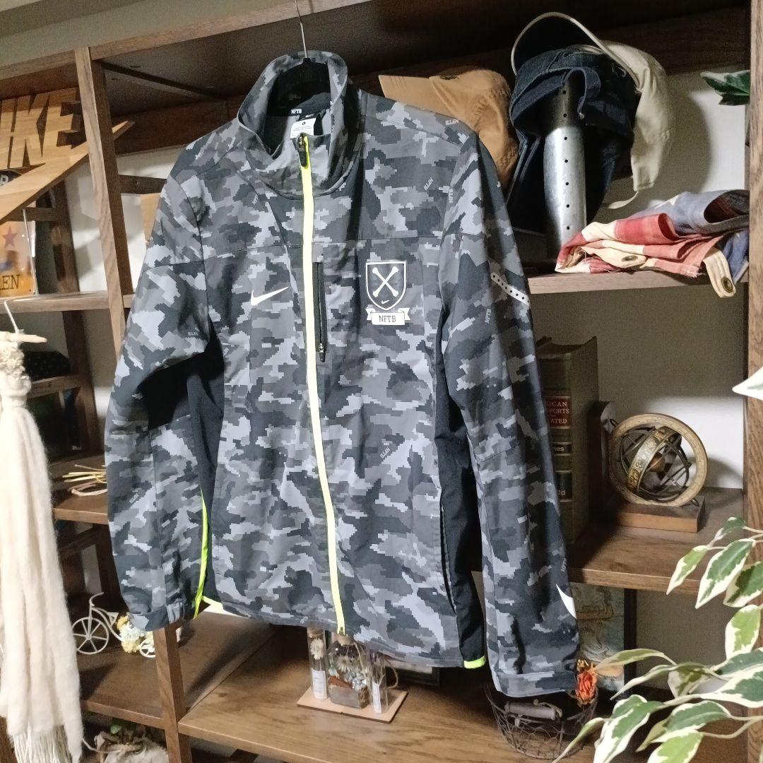 Lサイズ ナイキNFTB サッカー　ウェア　ナイロンジャケット　カモフラ迷彩