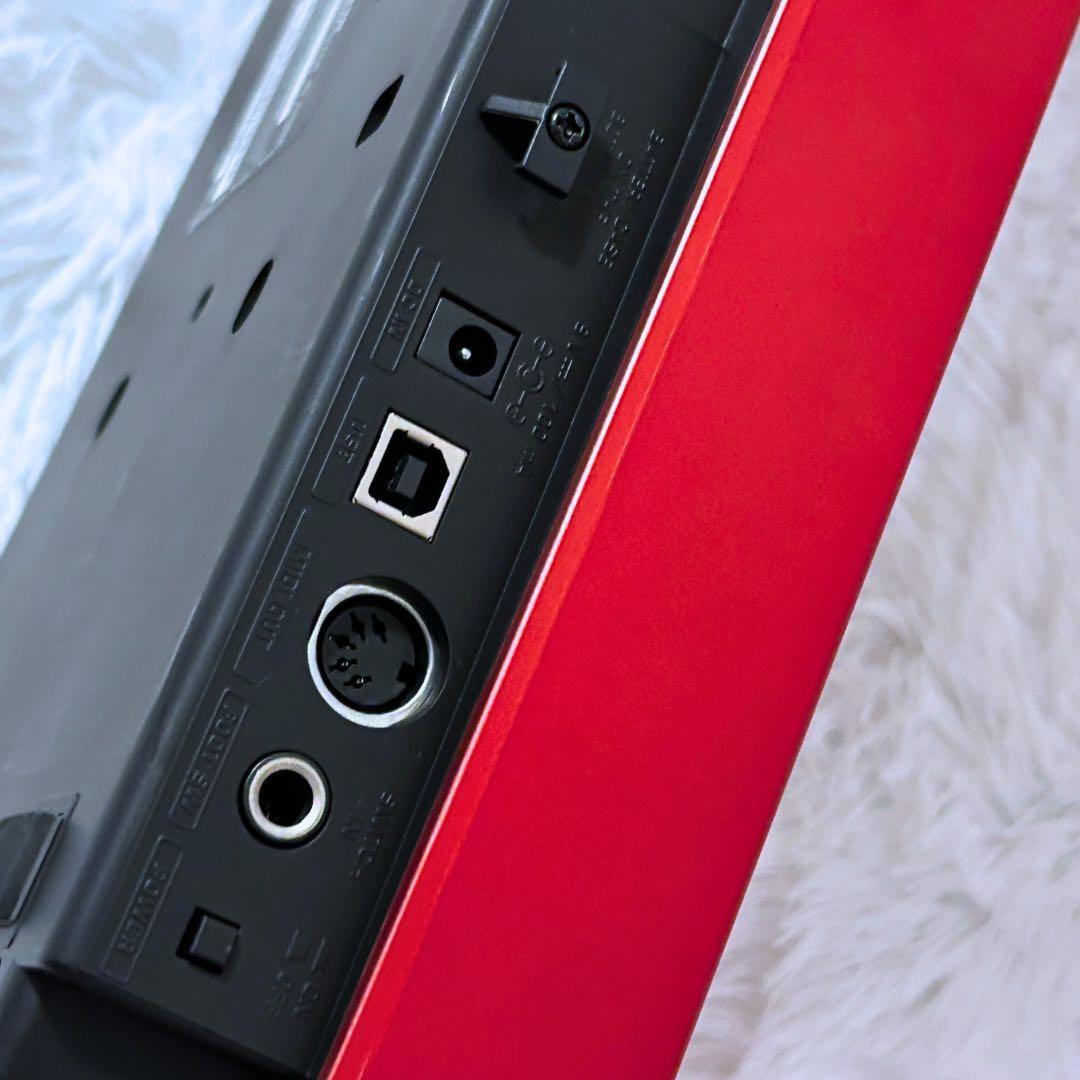 【美品】BEHRINGER ベリンガー UMX610 MIDIキーボード 動作品