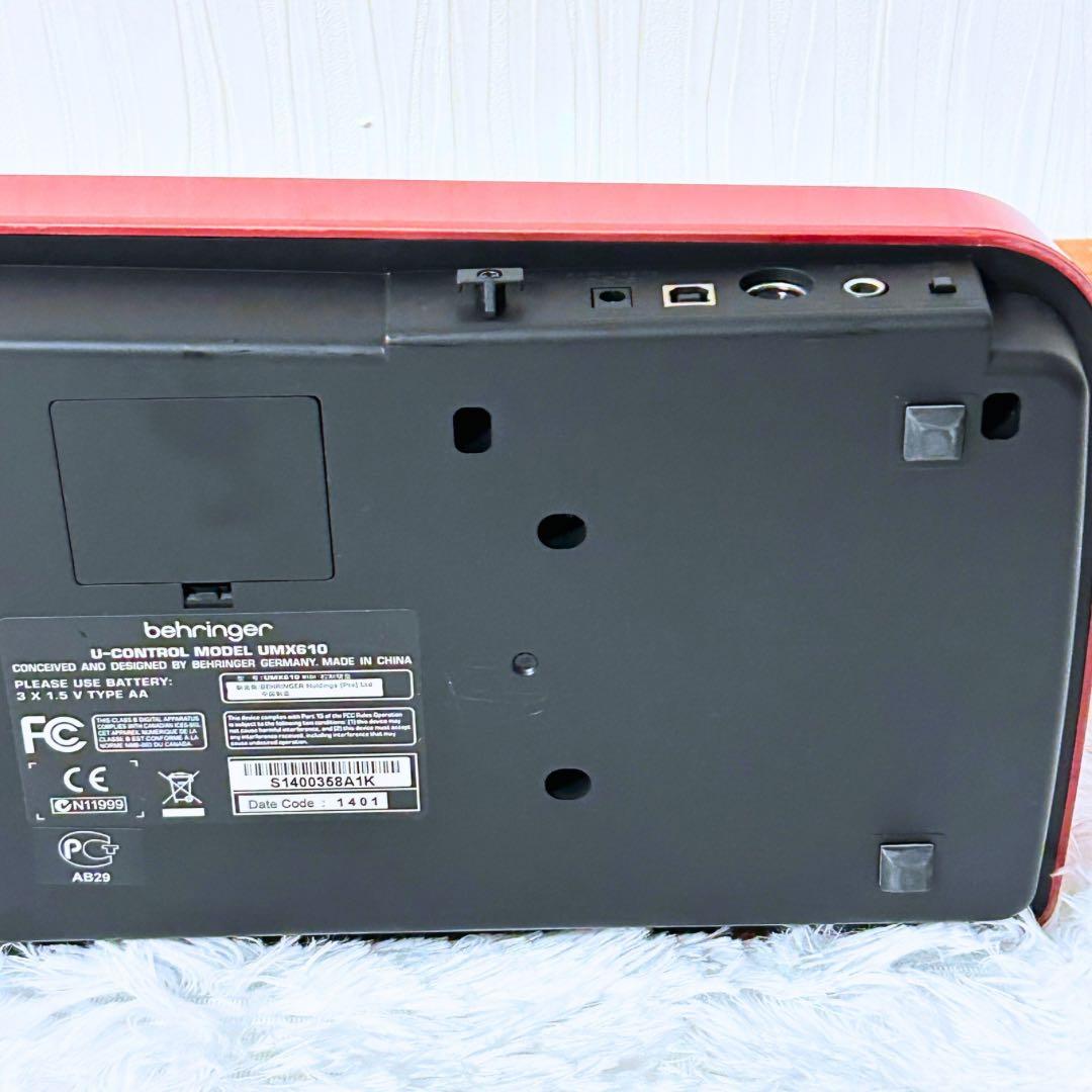 【美品】BEHRINGER ベリンガー UMX610 MIDIキーボード 動作品