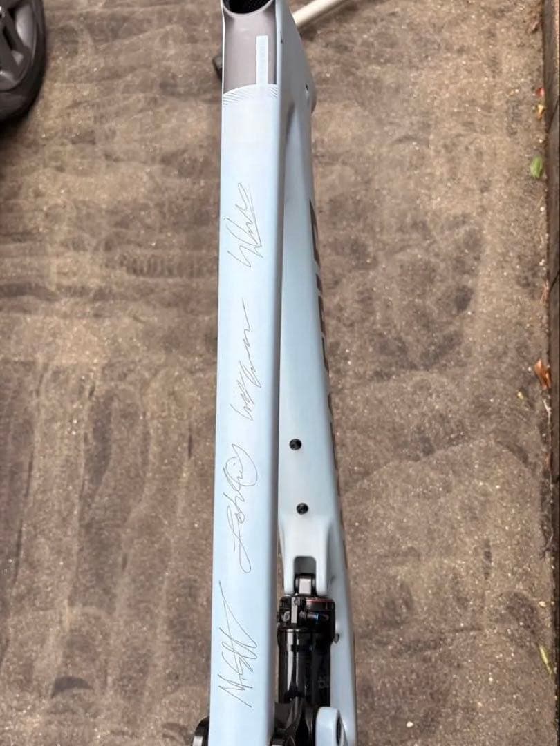 Santa Cruz BRONSON CC 2019モデル　フレーム