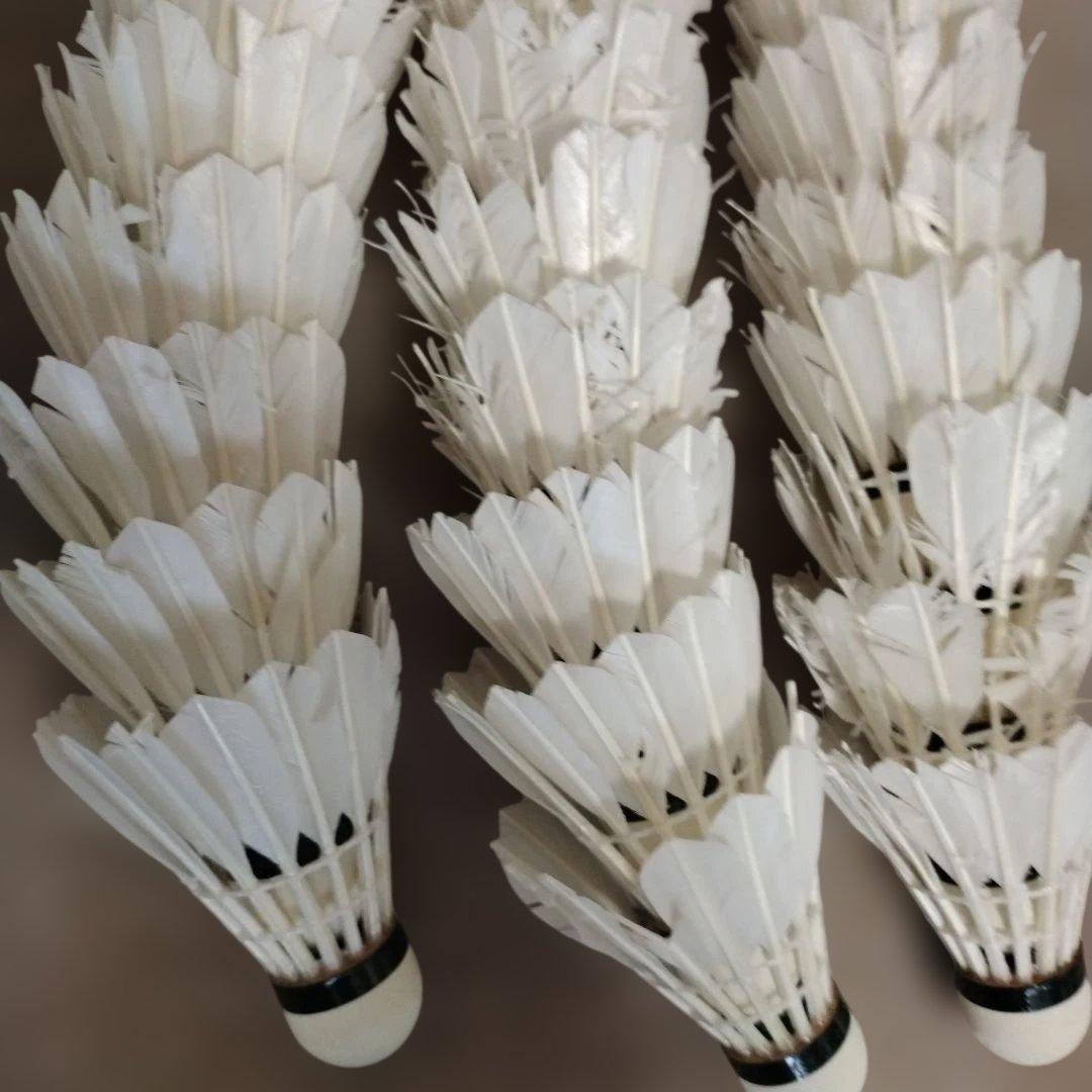 送料無料　ヨネックス中古シャトル　120球　エアロセンサー500　３番　4番