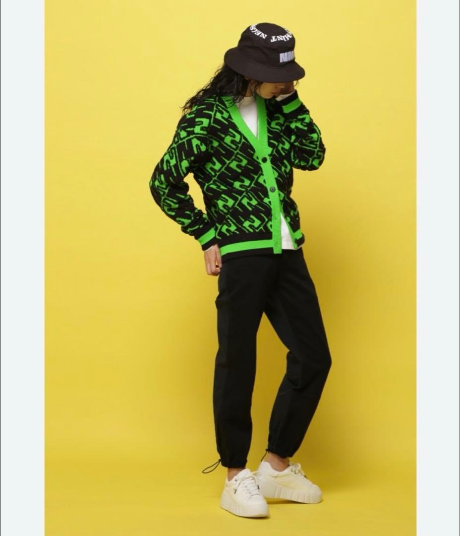 NBB WEEKENDロゴパターンニットセーター ブラック/グリーン