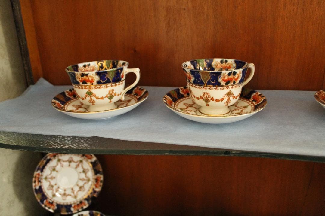 ロイヤルスタッフォードティーカップセット