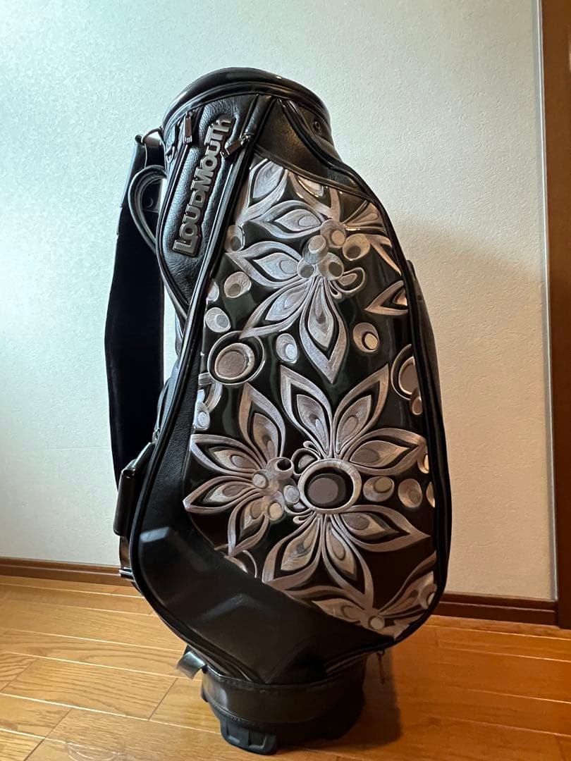 ラウドマウスシャガデリックシルバー刺繍柄ゴルフバッグ