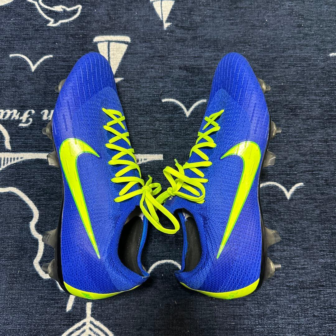 ナイキ　マーキュリアル　SG