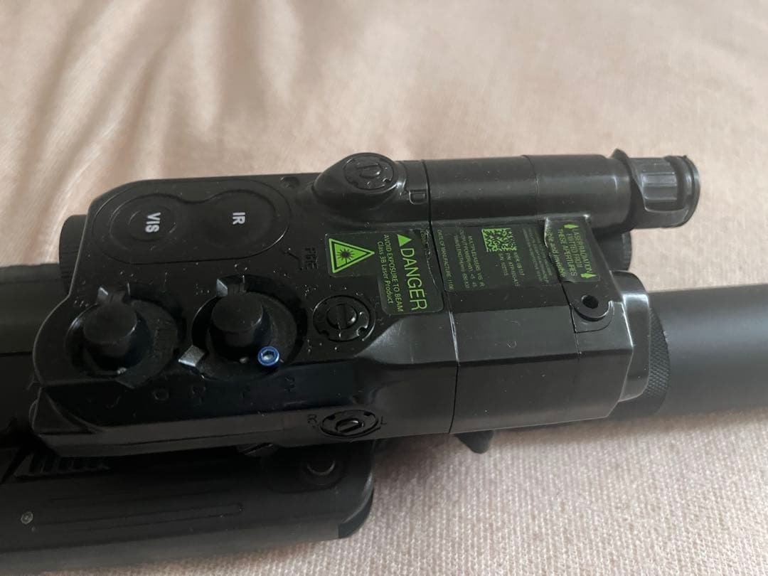 東京マルイ　mp7a1 サイレンサー付き　マガジン、スリング付き