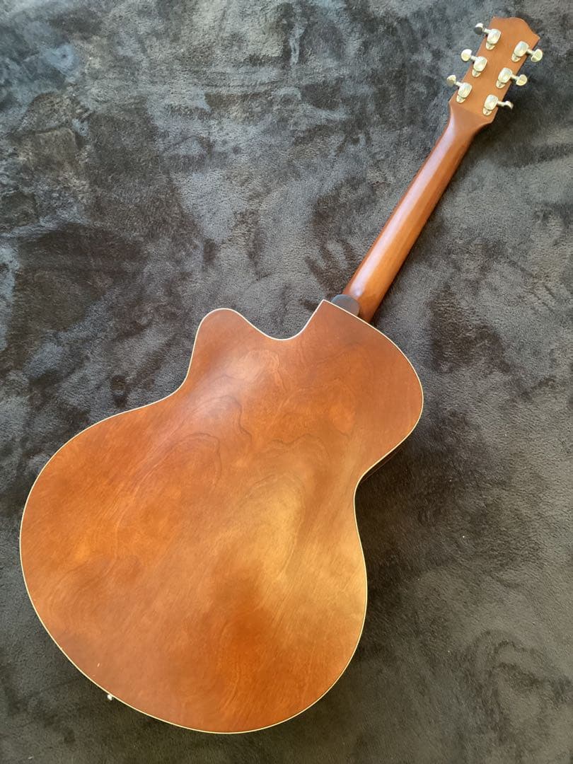 最終価格　GODIN ( ゴダン　ギター ) / 5th Avenue カナダ製