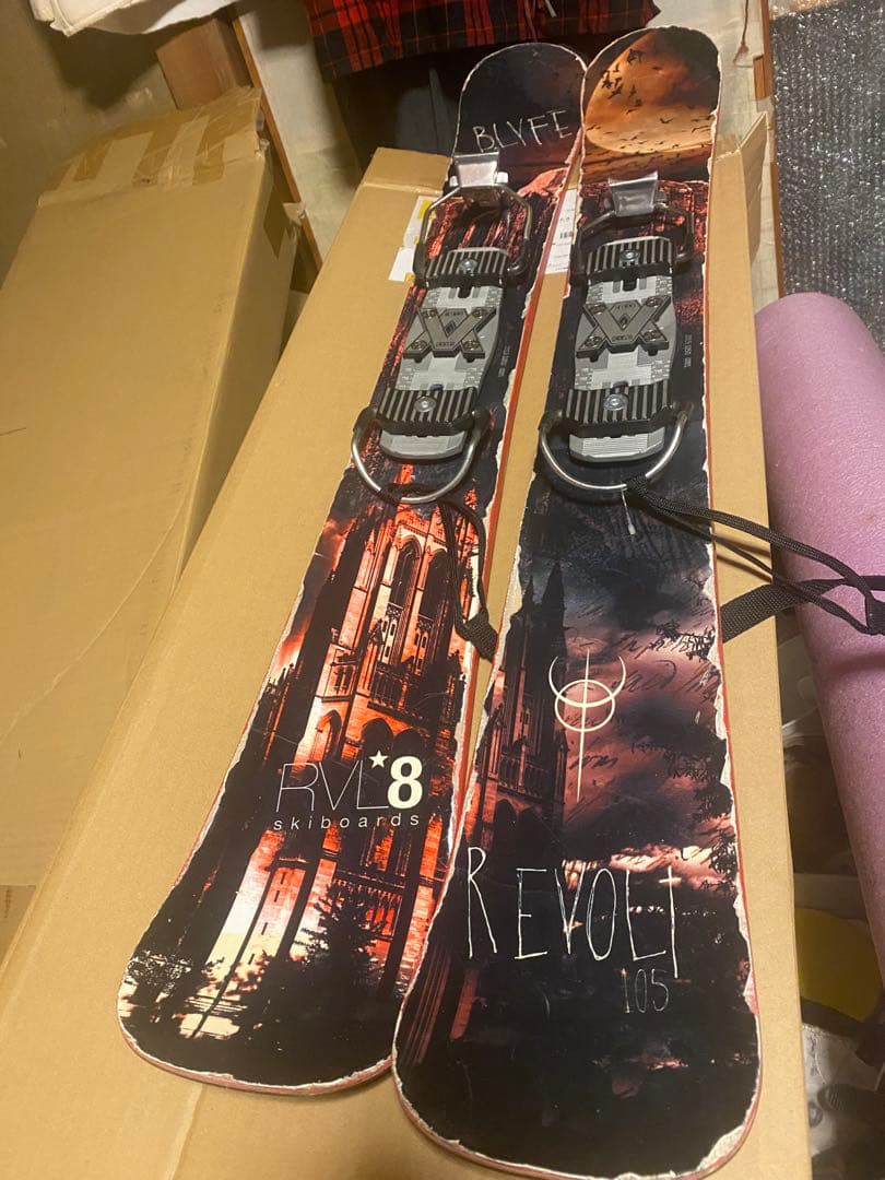 Rvl8 スキーボード　Revolt レベル8 ファットスキーボード　105cm