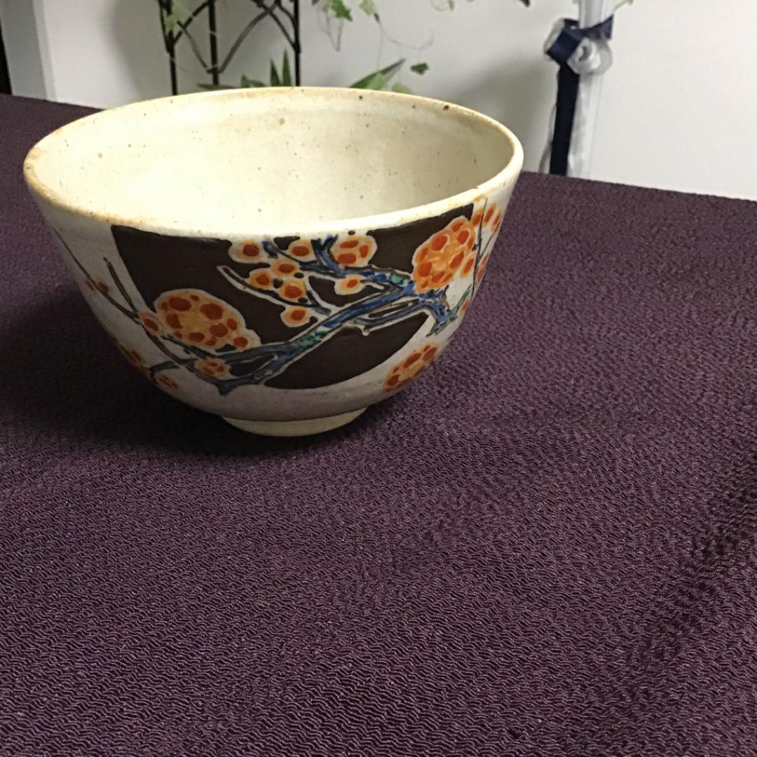 梅の抹茶茶碗。
