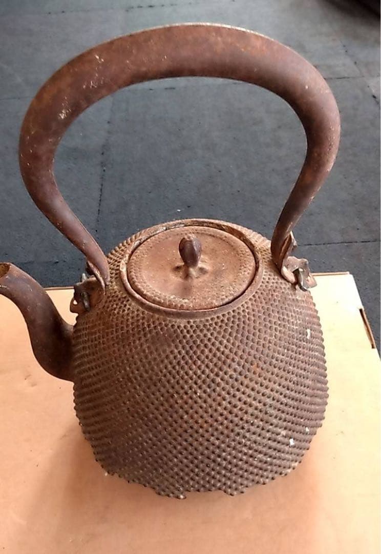 古い鉄瓶　2ケセット