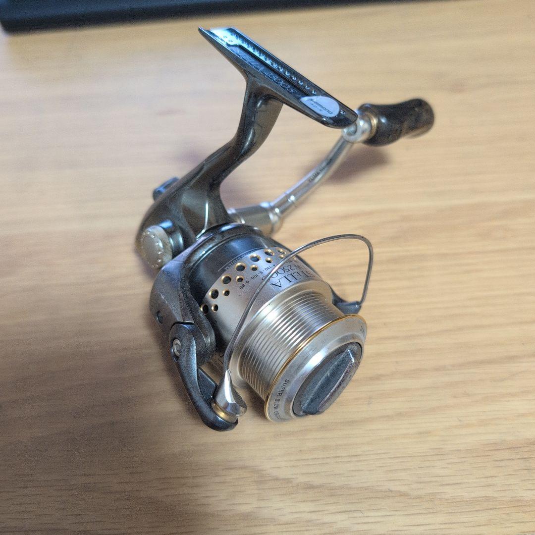 超美品 シマノ 01ステラFW2500S 夢屋ハンドル