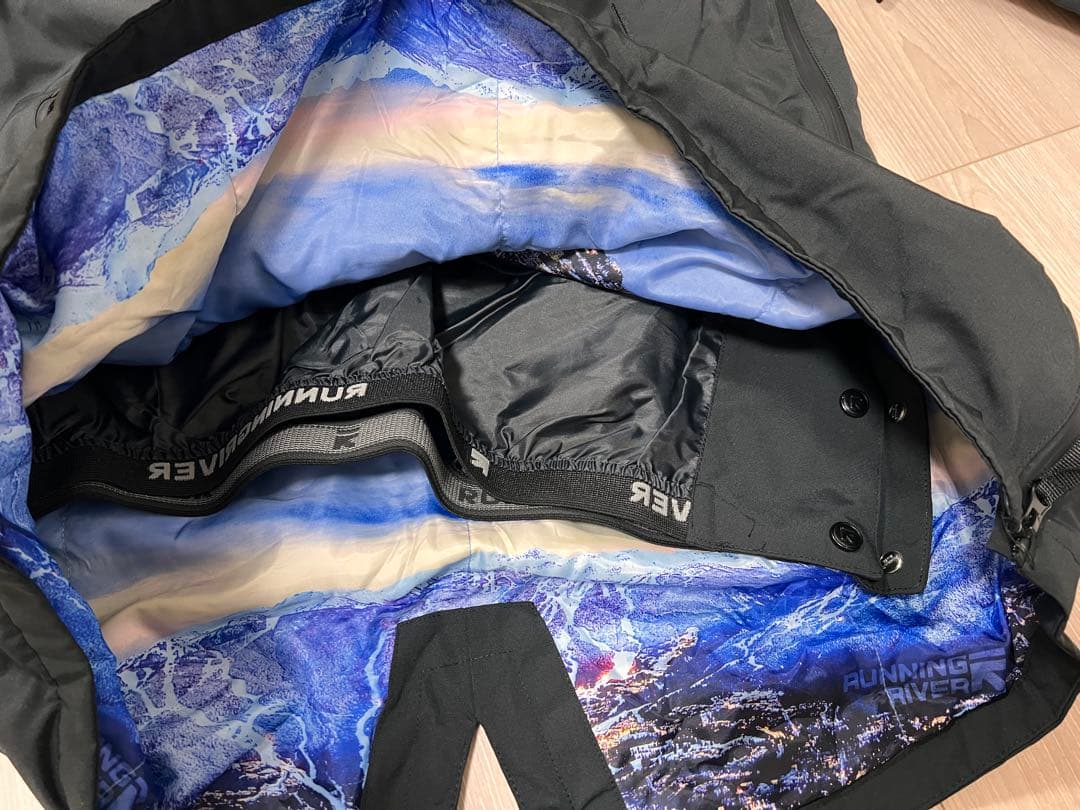 スノーボードウェア