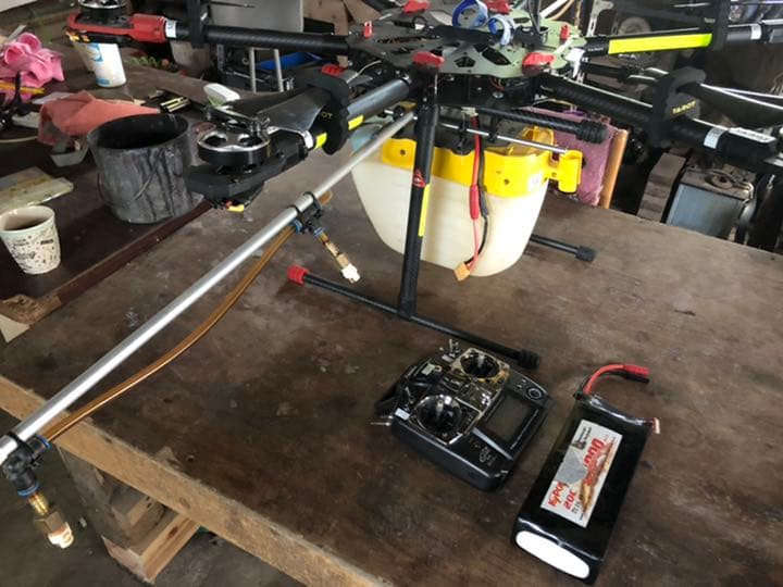 Tarot X6ドローン散布装置付機