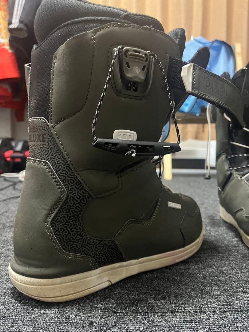 Deeluxe team IDブーツ23-24