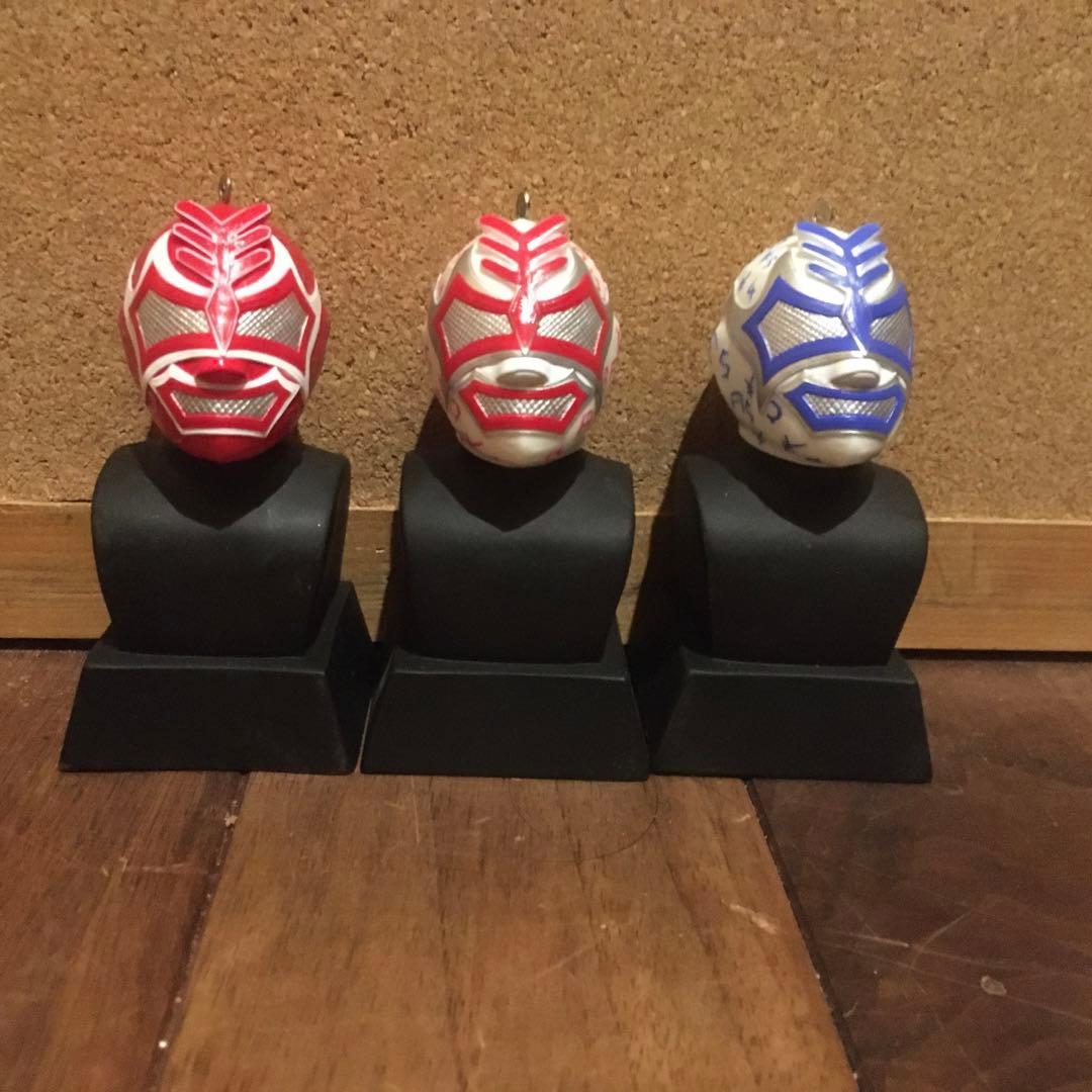 インスパイア　マスクキーホルダー18個セット