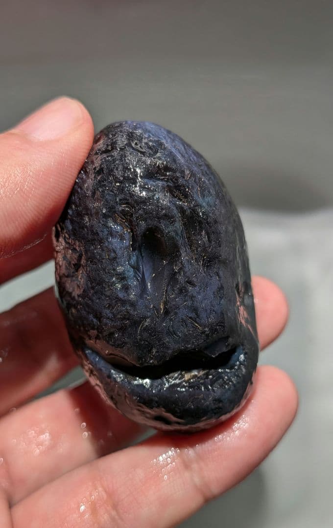 原石　十勝石玲瓏　ブルーベースレインボーオブシディアン　超特級品