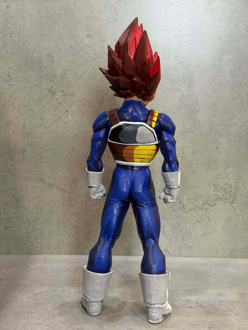 ドラゴンボール ベジータ と孫悟空フィギュア　2体セット赤