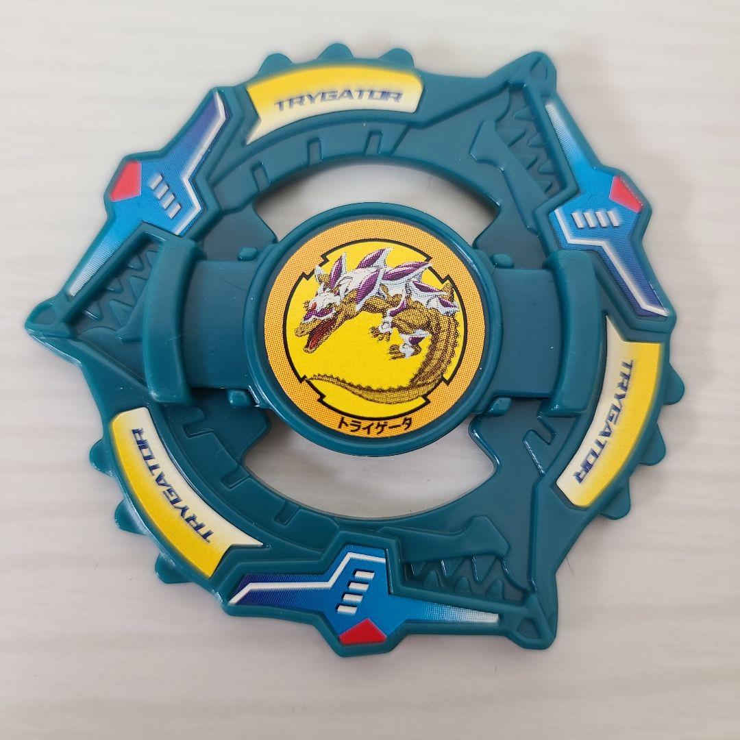ベイブレード トライゲータ ランダムブースター９