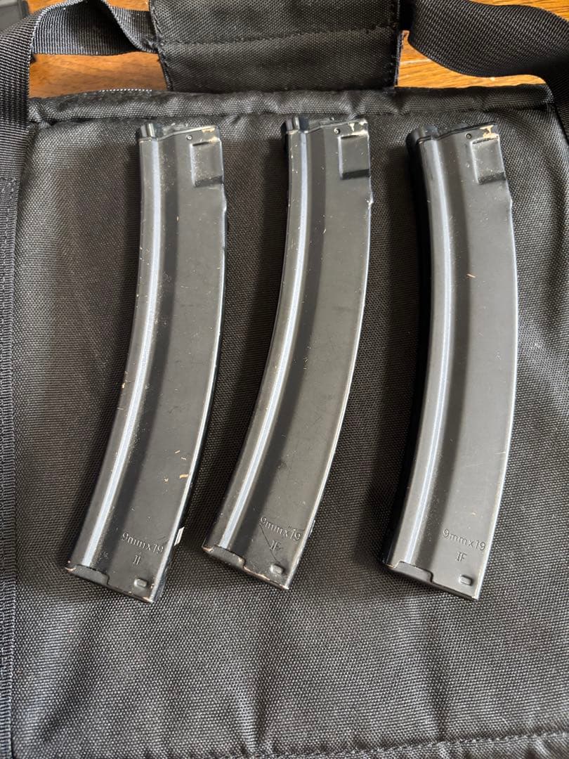 電動ガン MP5動作確認済み　付属品あり