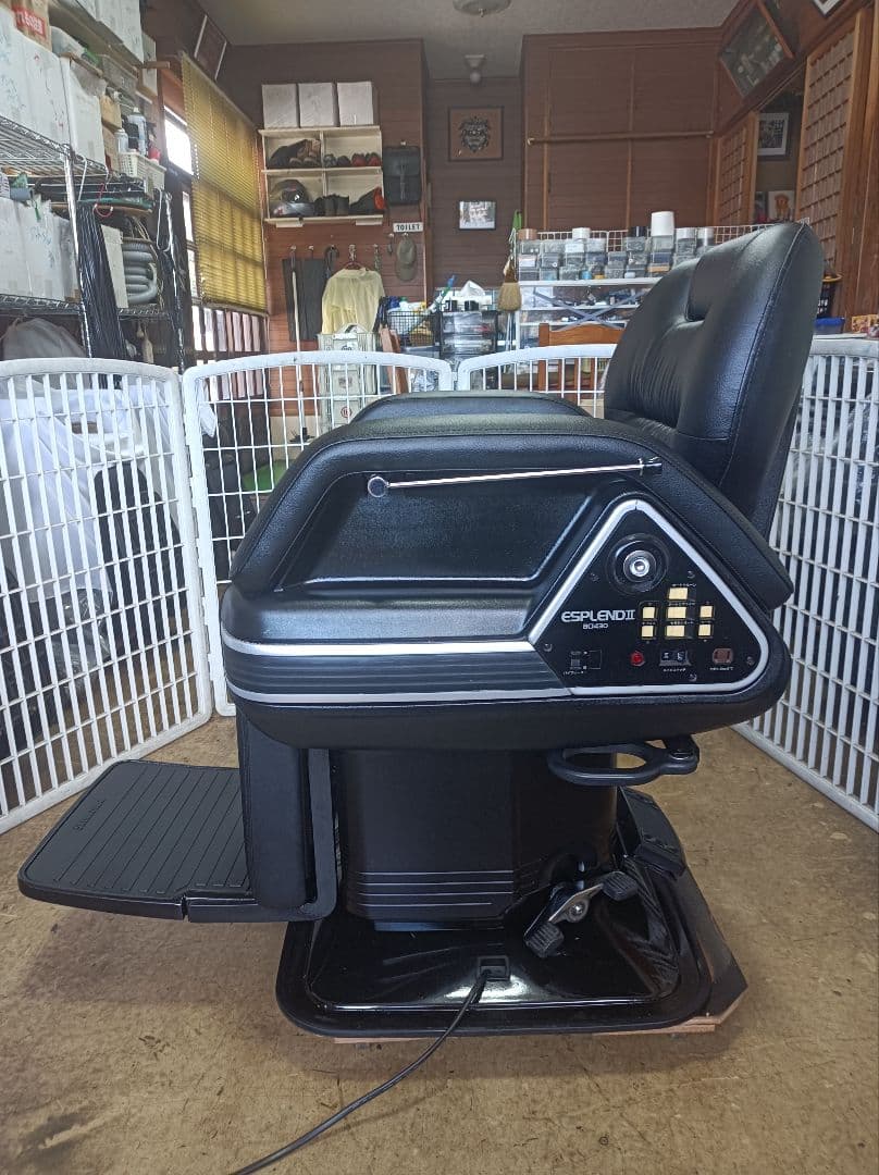 理容機器　新明和理容椅子　ＢＣ―１４３０