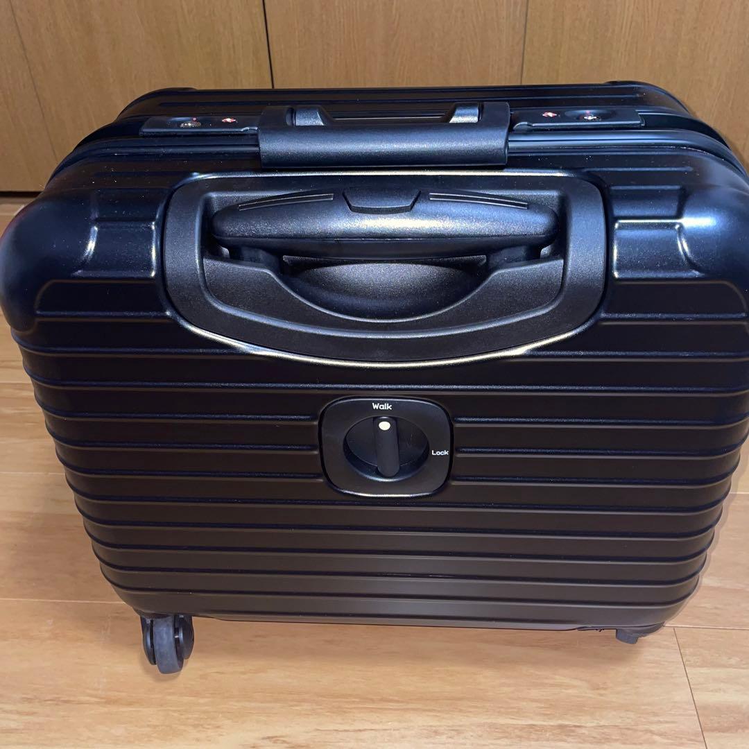 スーツケース　35リットル　機内持ち込み