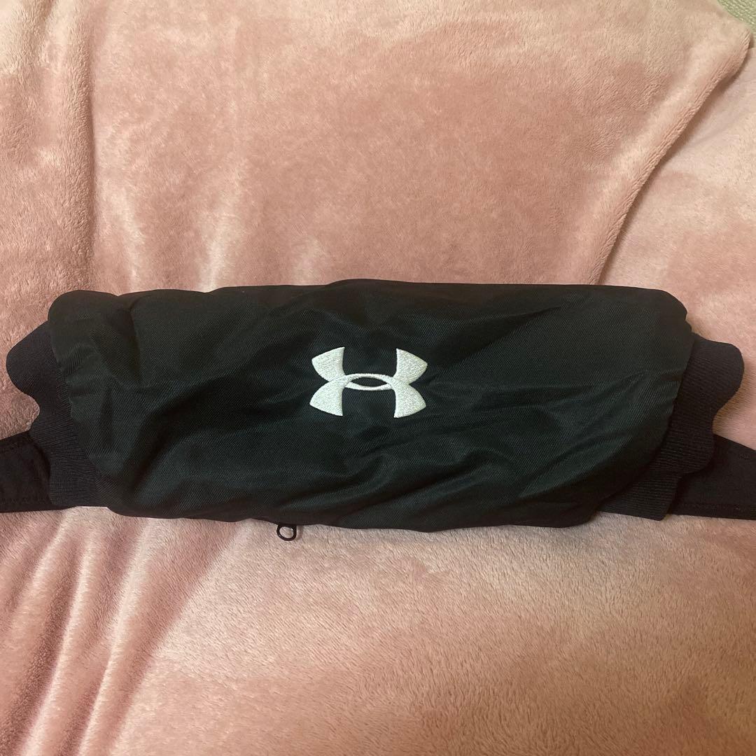 Under Armour フットボールハンドウォーマー 防水 調節可能　値下げ⭕️
