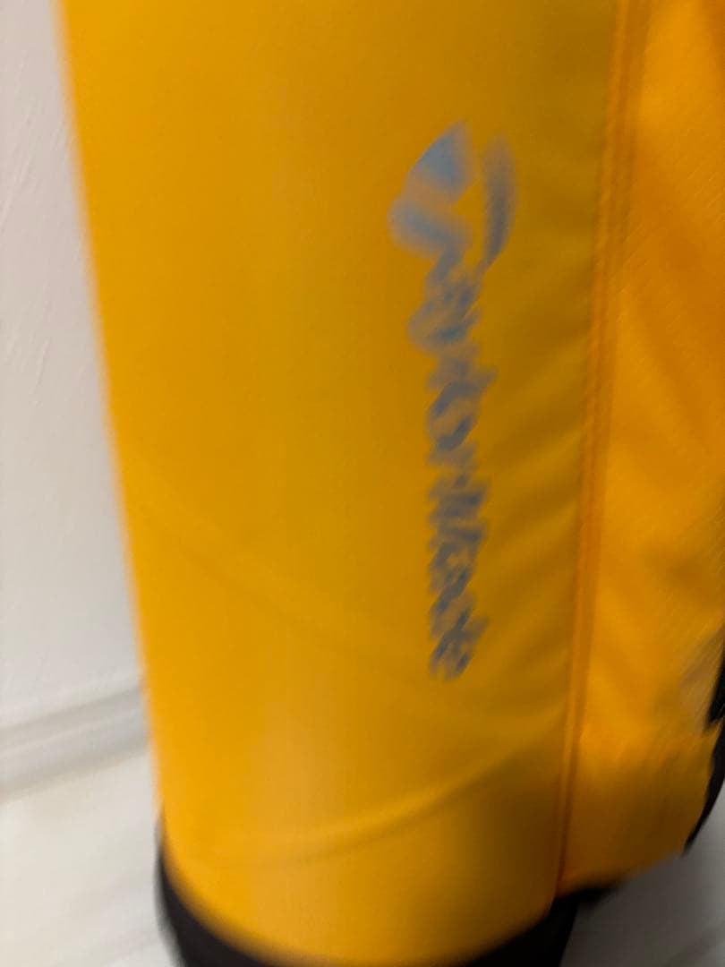 テーラーメイド Taylor made 7型キャディバッグ スリム 軽量