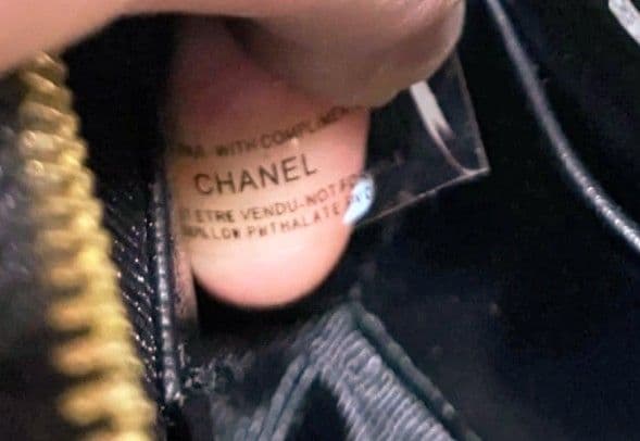 CHANELシャネル ノベルティ チェーン ツイードバック