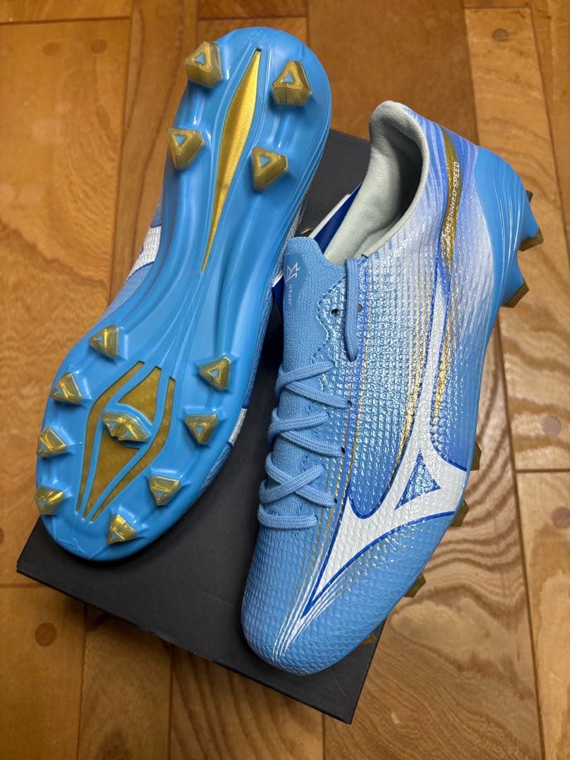 新品　超最新　激レア　限定品　ミズノ　ミズノ アルファ 3 JAPAN 25cm