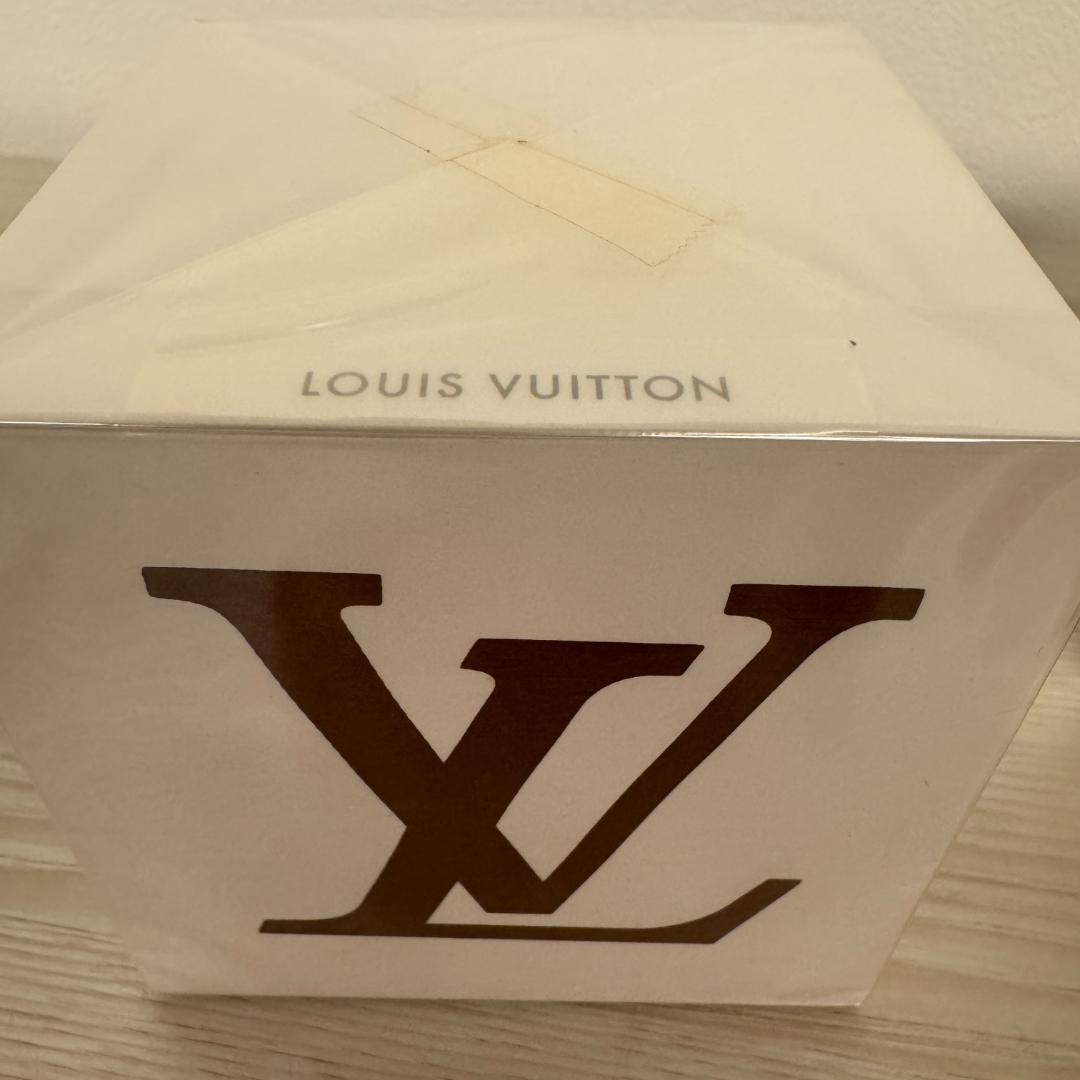 ルイヴィトン（LOUIS VUITTON）キューブ型メモ 2個セット（白・茶）